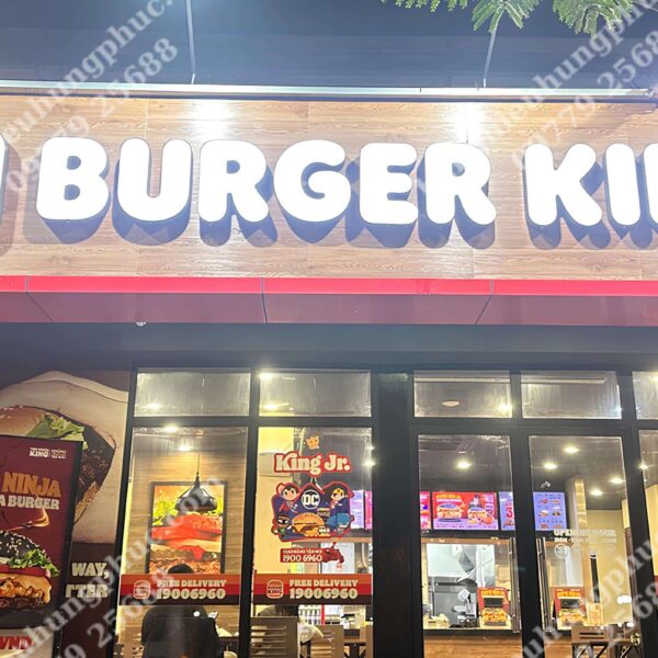 Bảng hiệu mica chữ nổi