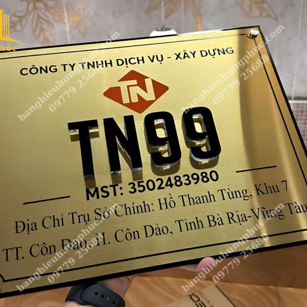 Làm biển công ty bằng mica