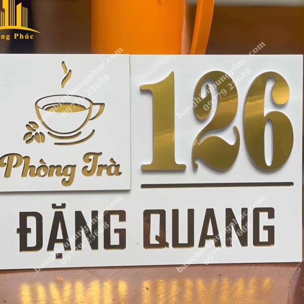 Làm biển số nhà bằng mica