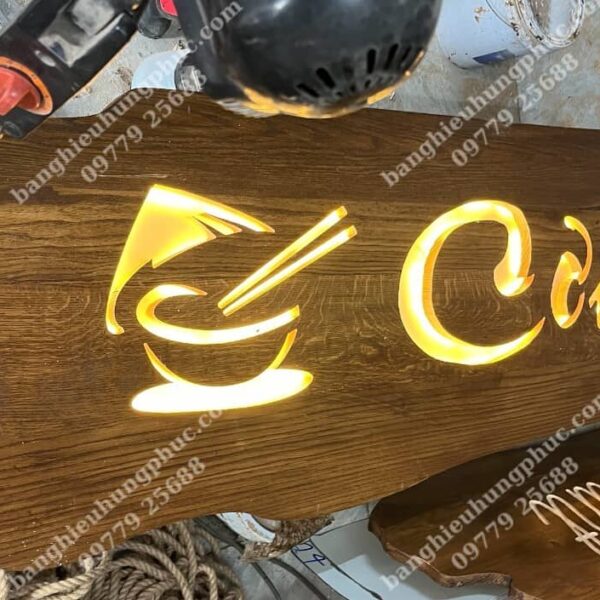 Làm Bảng Hiệu Gỗ