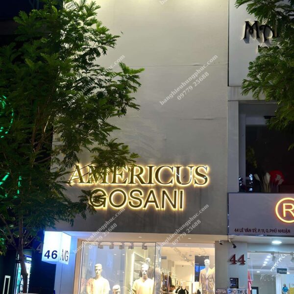 bảng hiệu shop quần áo nam