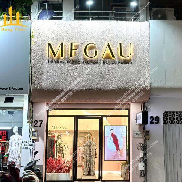 bảng hiệu shop quần áo đẹp