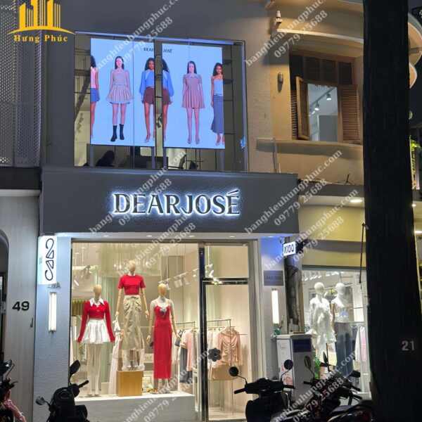 bảng hiệu shop quần áo đẹp