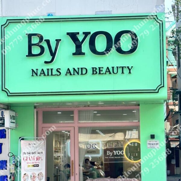 Bảng hiệu tiệm nail