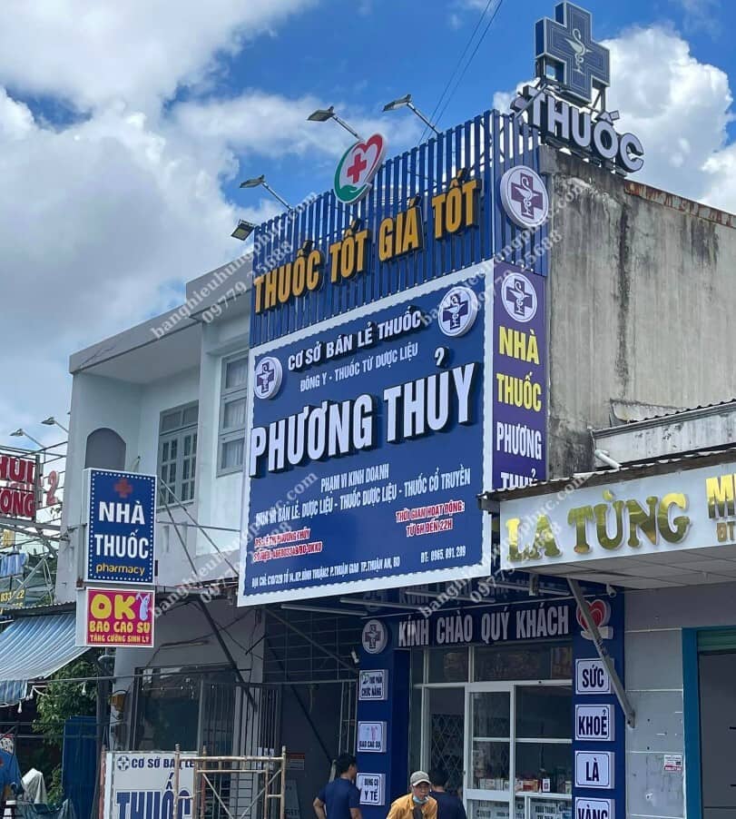 Thi công cho quầy thuốc tại Thuận An - Bình Dương