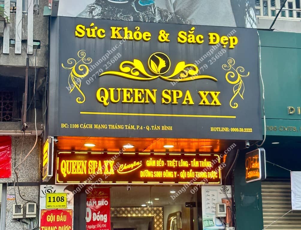 Bảng hiệu spa chữ nổi Mica, nên Alu đen