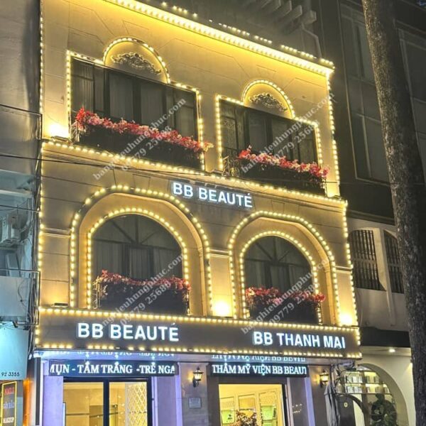 biển quảng cáo spa đẹp