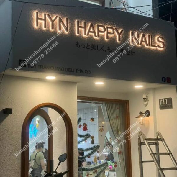Bảng hiệu tiệm nail