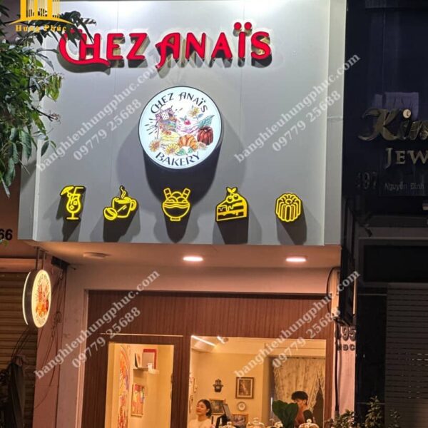 bảng hiệu nail đẹp