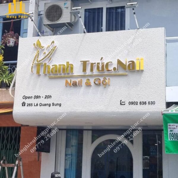Bảng hiệu tiệm nail