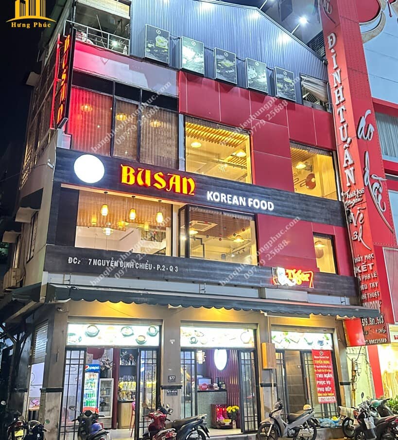 Biển quảng cáo nhà hàng