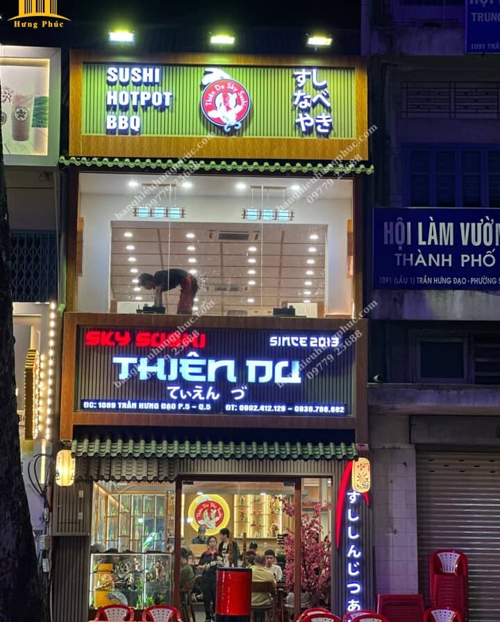 Biển quảng cáo nhà hàng