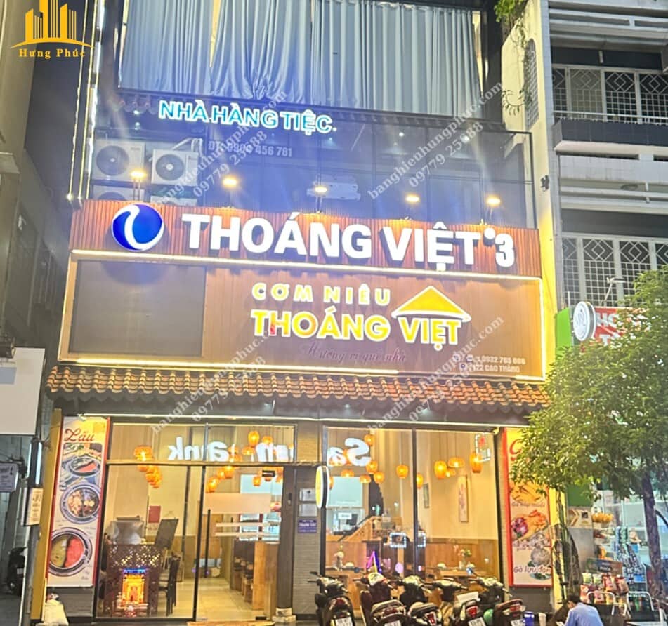 Biển quảng cáo nhà hàng