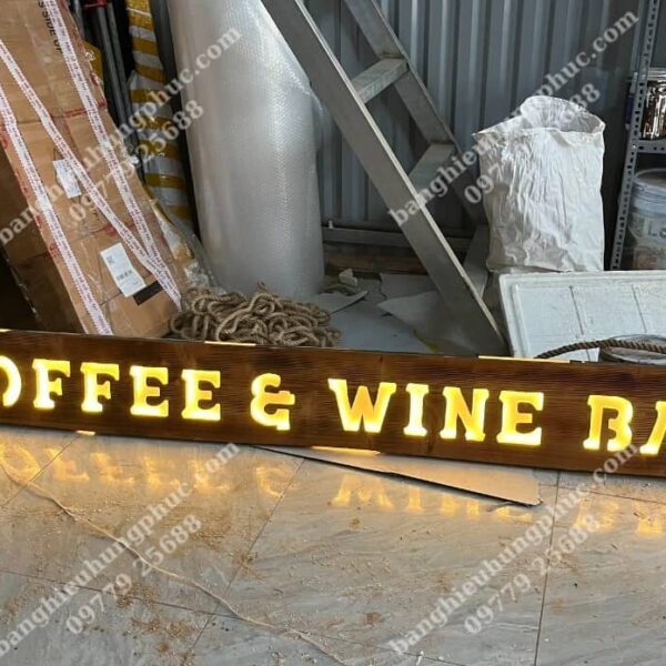 Bảng hiệu cafe gỗ