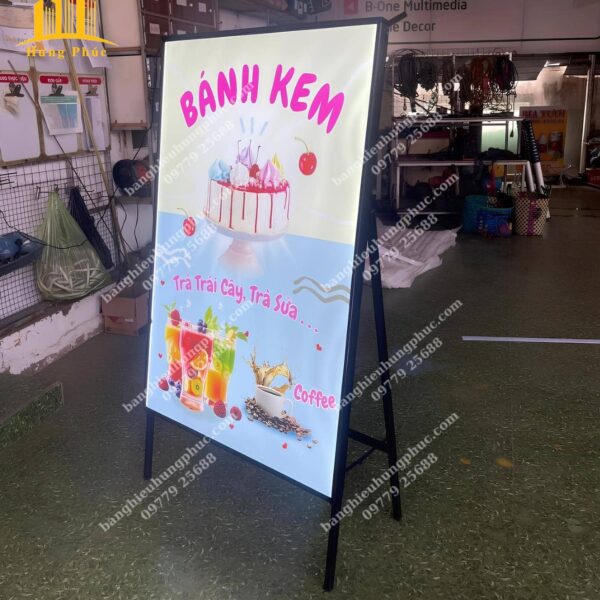 bảng hiệu đứng