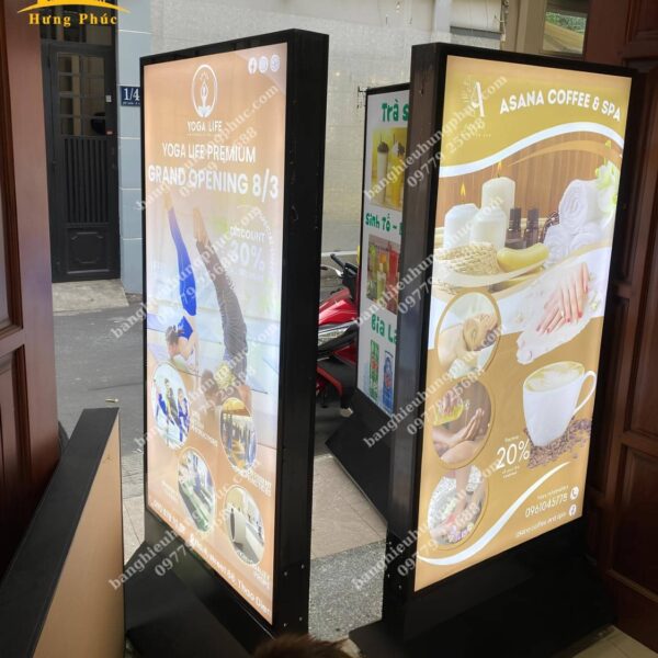 mẫu biển quảng cáo in bạt đứng