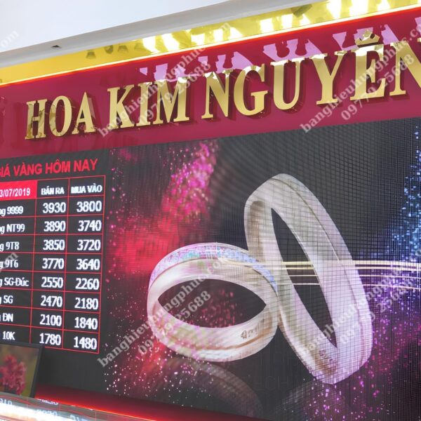 Bảng hiệu tiệm vàng