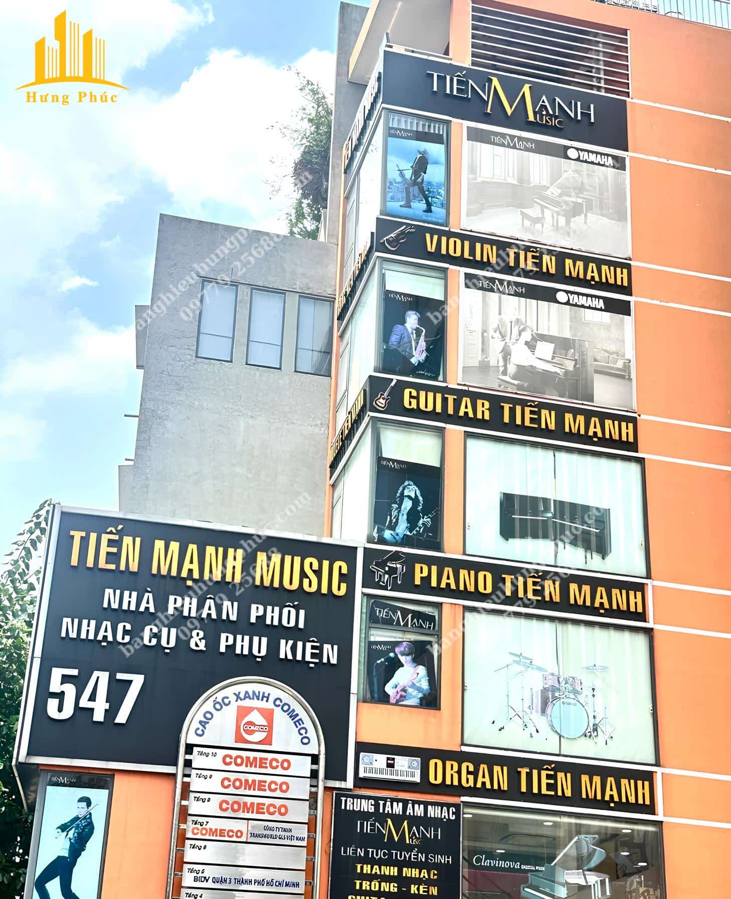 Biển quảng cáo in bạt tiết kiệm chi phí