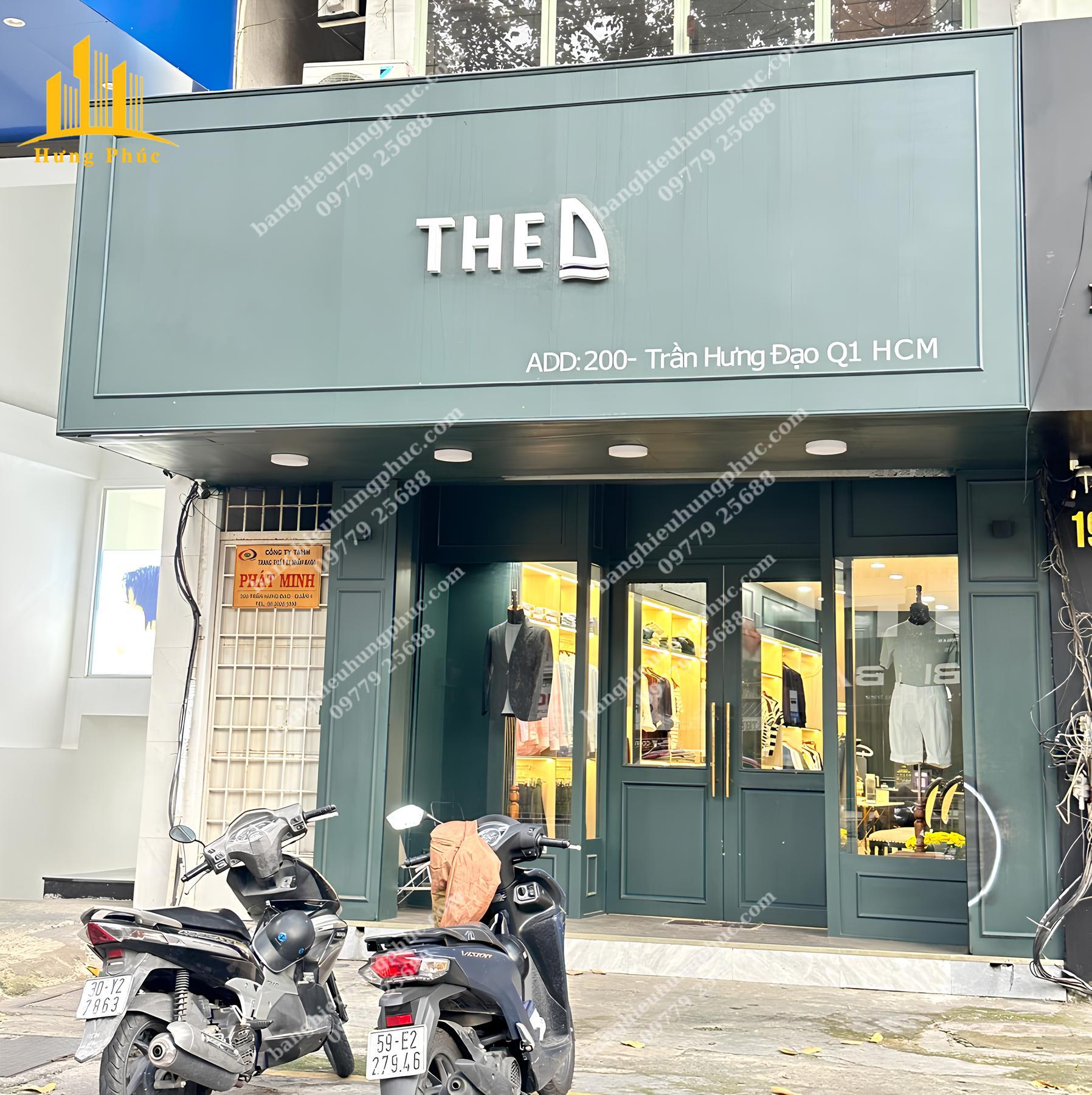 Bảng hiệu shop quần áo nam