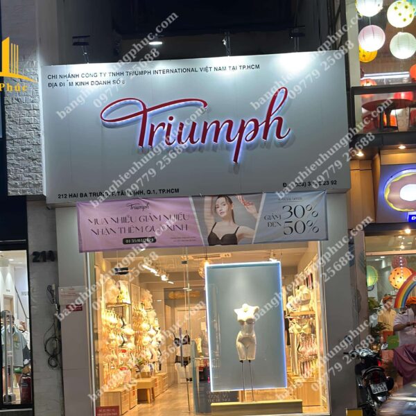 Bảng hiệu shop quần áo nữ