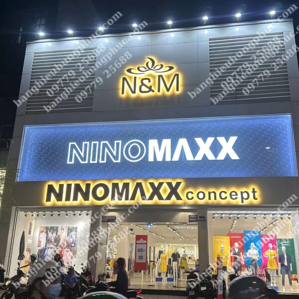 Bảng hiệu shop quần áo nữ