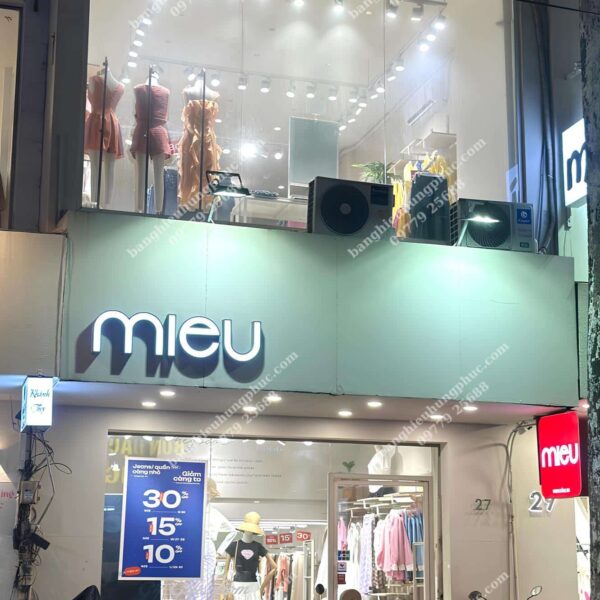 bảng hiệu shop quần áo đẹp