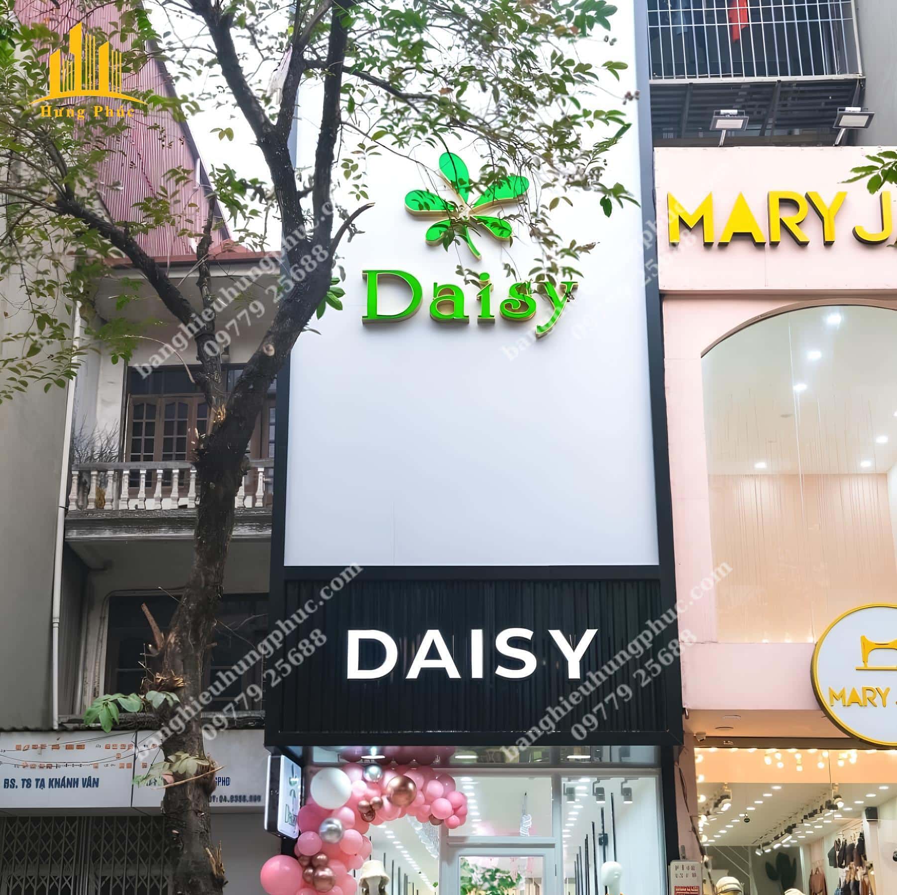 Biển bạt shop quần áo 