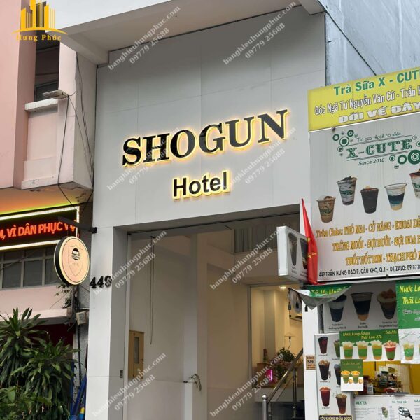 Bảng hiệu cửa hàng