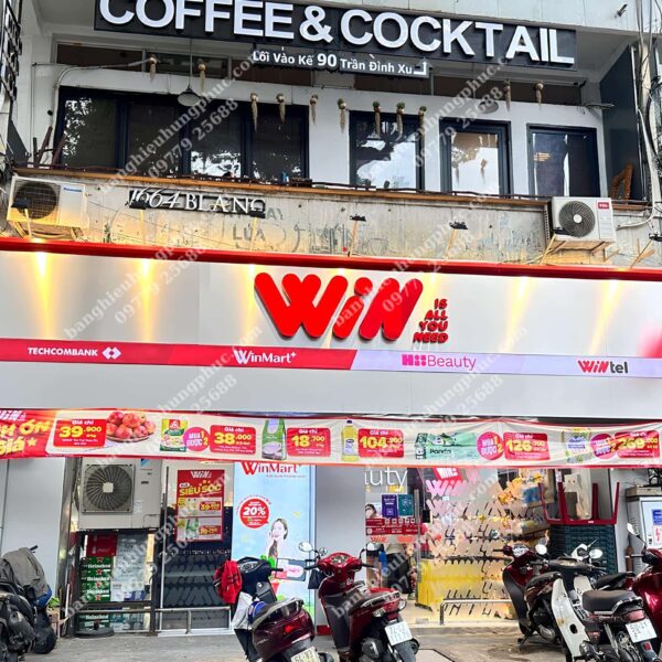 Bảng hiệu cửa hàng