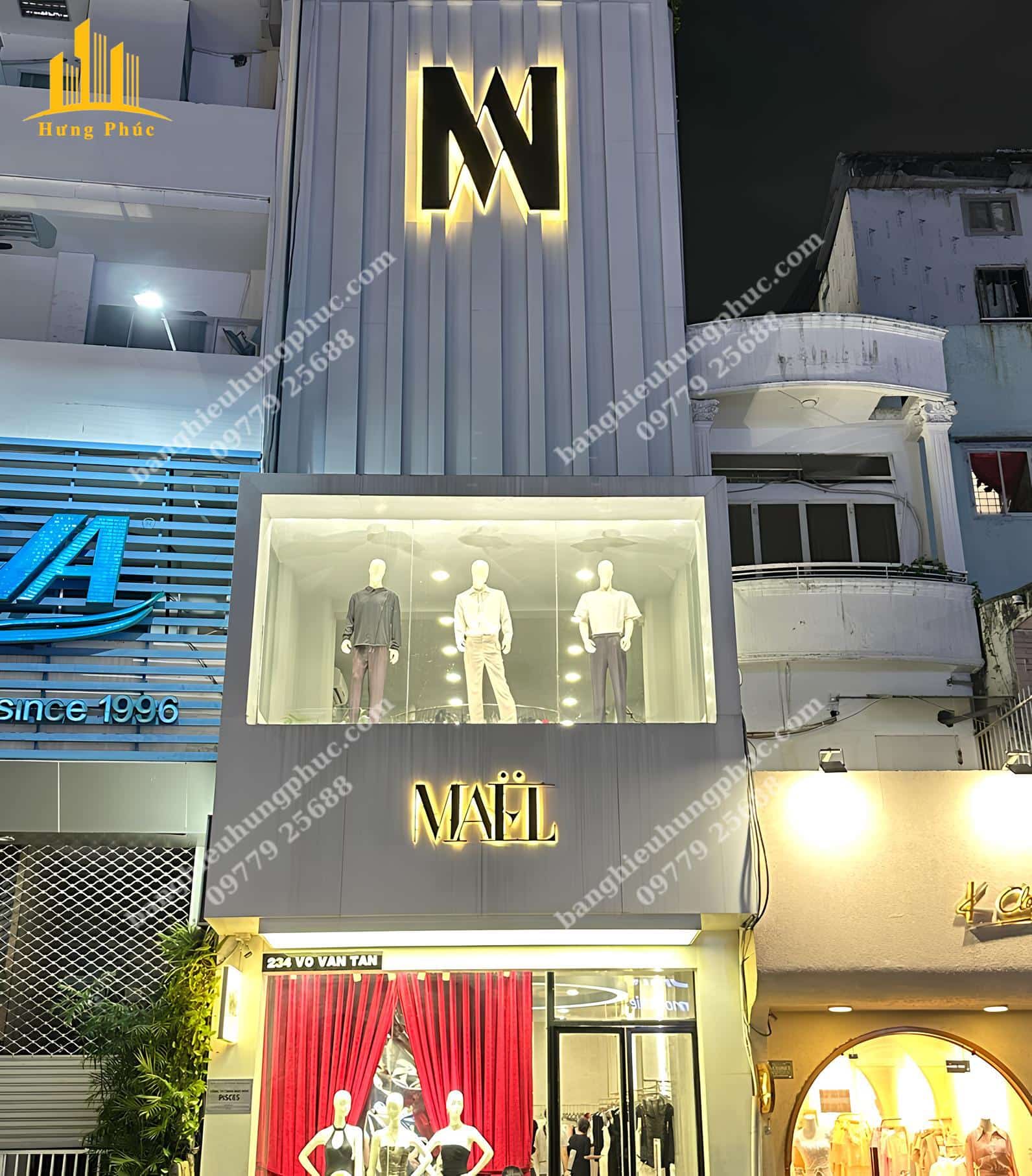 Biển quảng cáo cửa hàng áo dài Biển quảng cáo cửa hàng áo dài