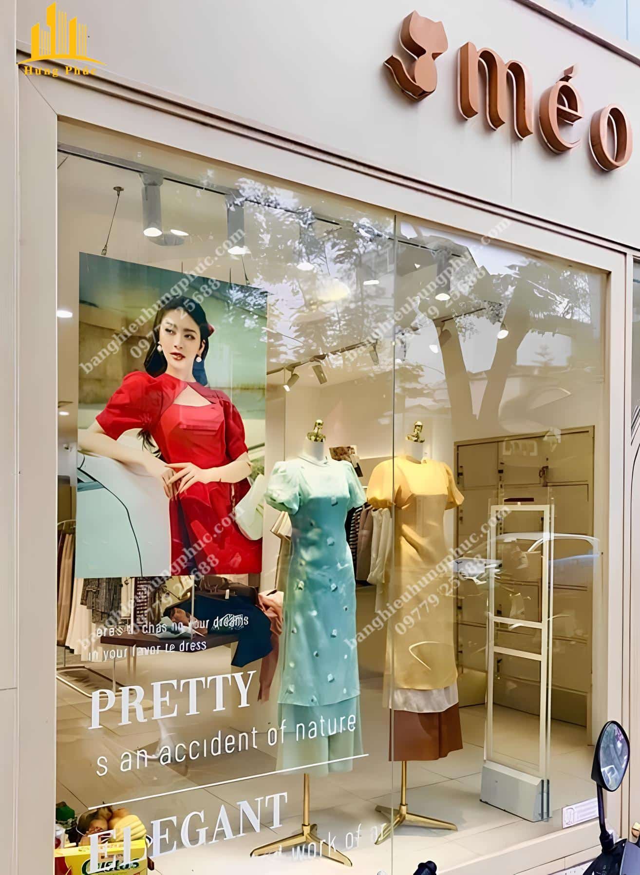 Biển quảng cáo cửa hàng áo dài Biển quảng cáo cửa hàng áo dài