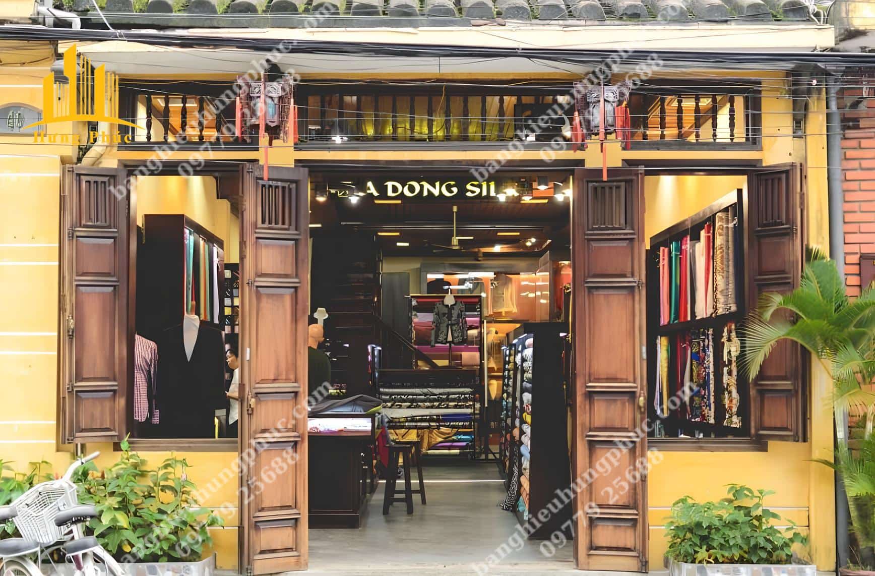 Biển quảng cáo cửa hàng áo dài Biển quảng cáo cửa hàng áo dài