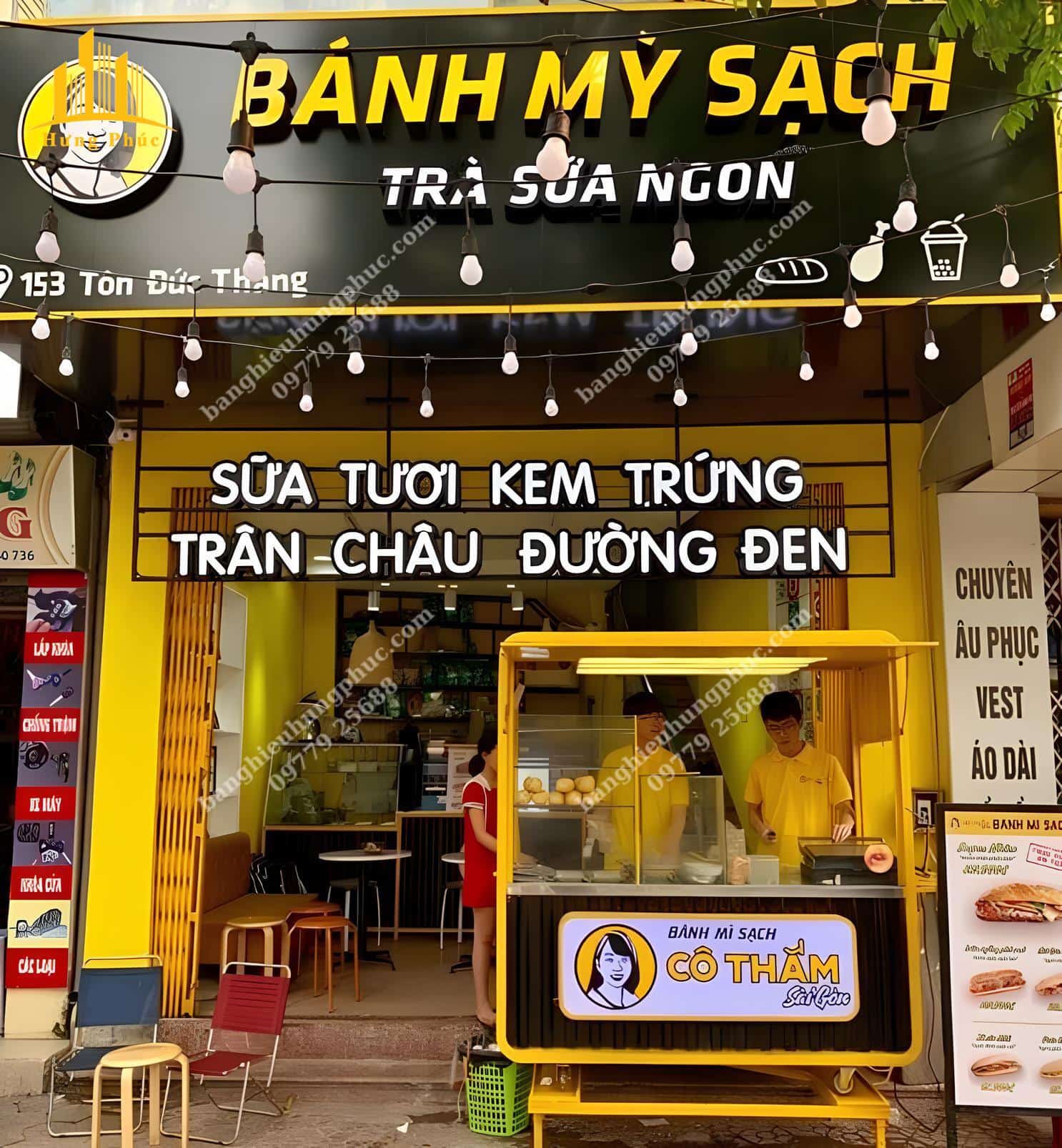 Biển quảng cáo bánh mì