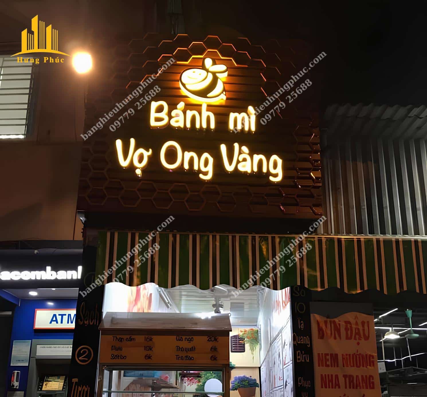 biển quảng cáo xôi bánh mì