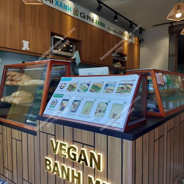 biển quảng cáo bánh mì