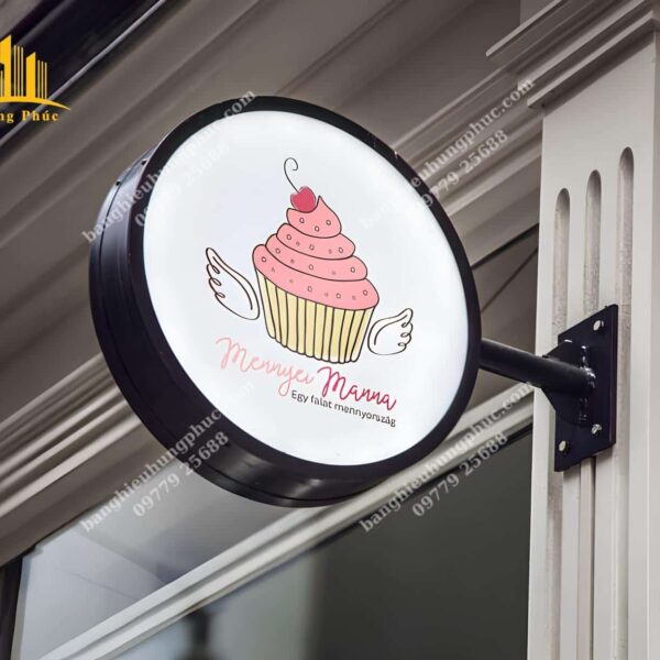 biển quảng cáo bánh sinh nhật