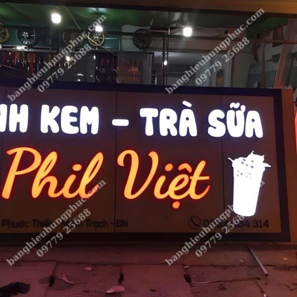 biển quảng cáo tiệm bánh kem