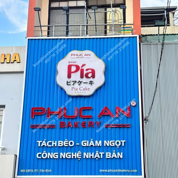 biển quảng cáo bánh sinh nhật