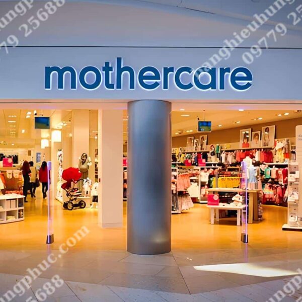 biển quảng cáo mẹ và bé