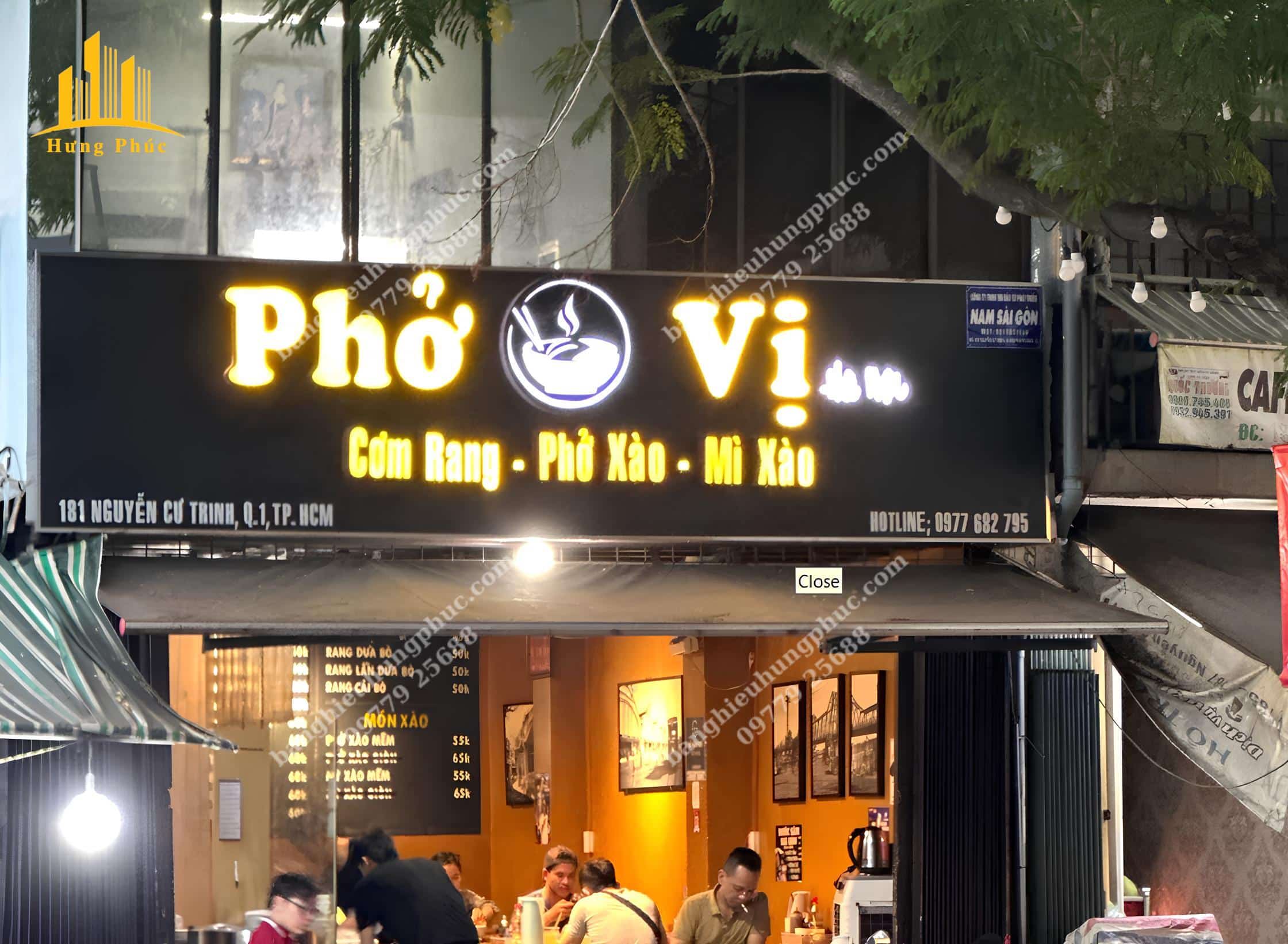 Biển quảng cáo quán phở chữ nổi mica sáng mặt Biển quảng cáo quán phở chữ nổi mica sáng mặt