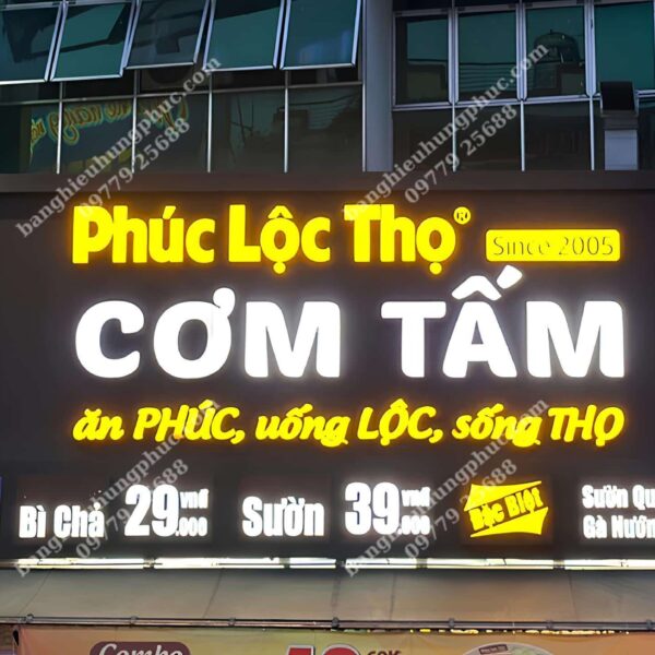 biển quảng cáo phở bò