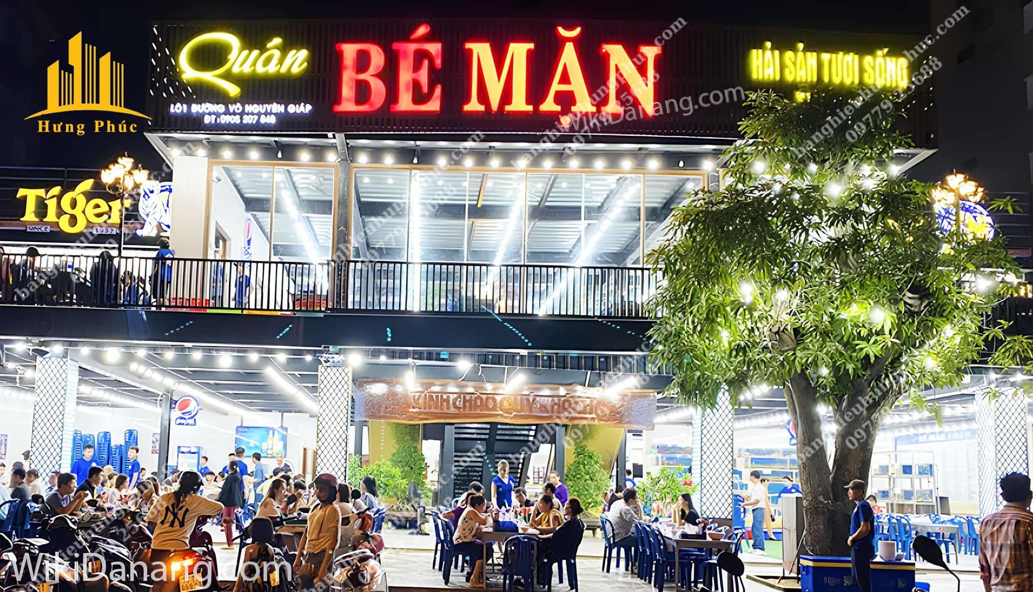 Bảng hiệu quán hải sản chữ nổi sáng mặt nền tôn Bảng hiệu quán hải sản