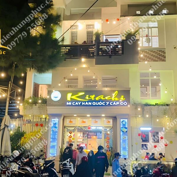 Biển quảng cáo mì cay