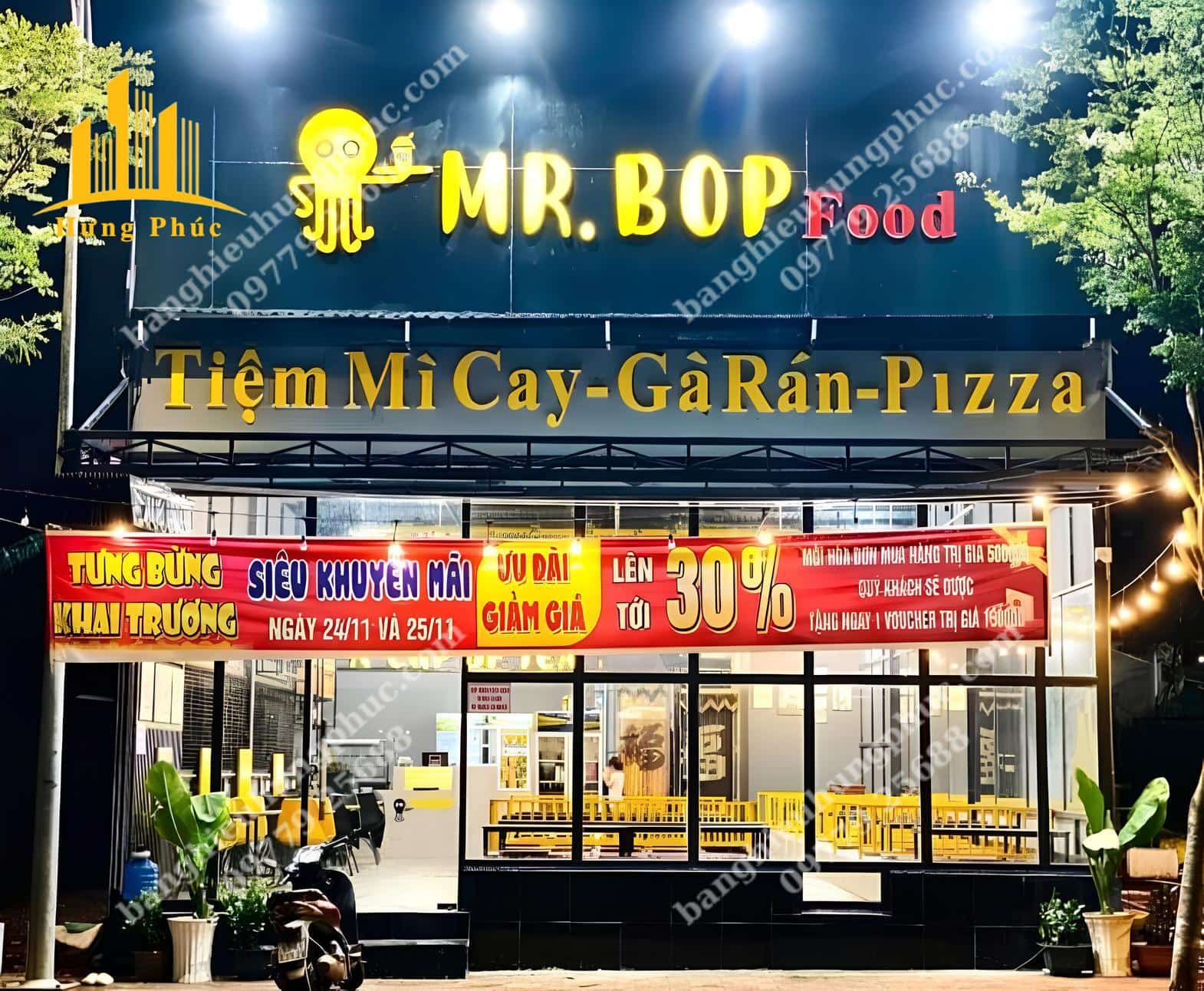 Biển quảng cáo mì cay 