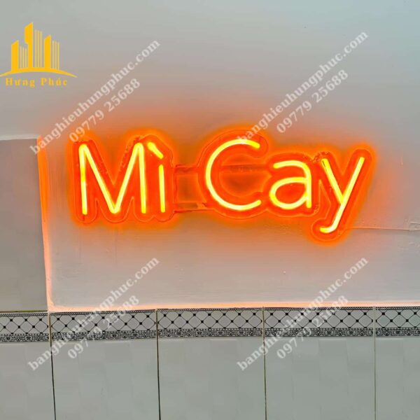 Biển quảng cáo mì cay