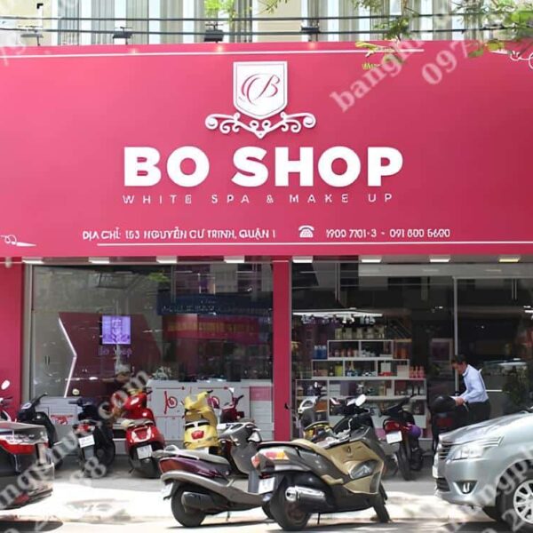 Biển quảng cáo mỹ phẩm