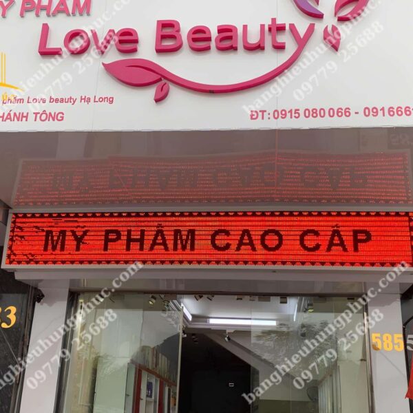 Biển quảng cáo mỹ phẩm