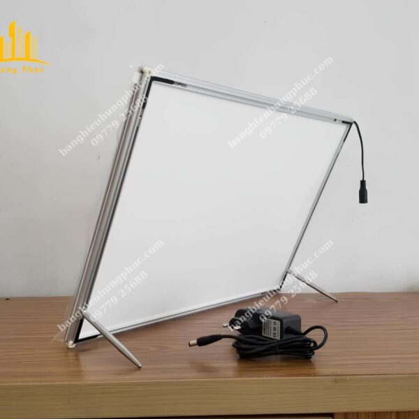 biển quảng cáo bánh sinh nhật