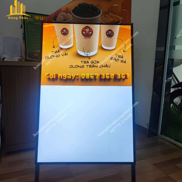 biển quảng cáo bánh sinh nhật