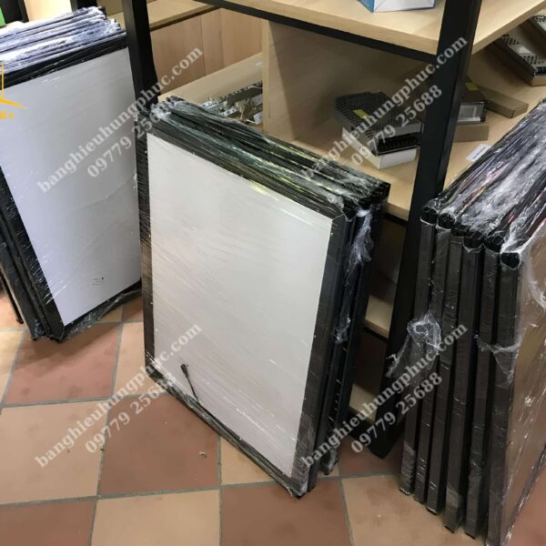 biển quảng cáo tiệm bánh kem